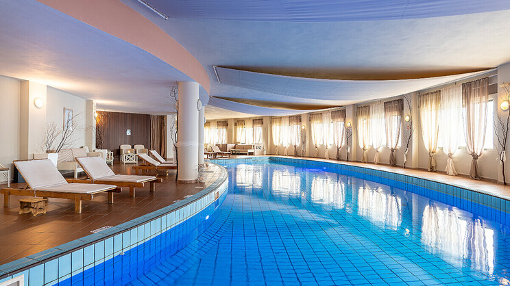 Athina Palace Resort & Spa